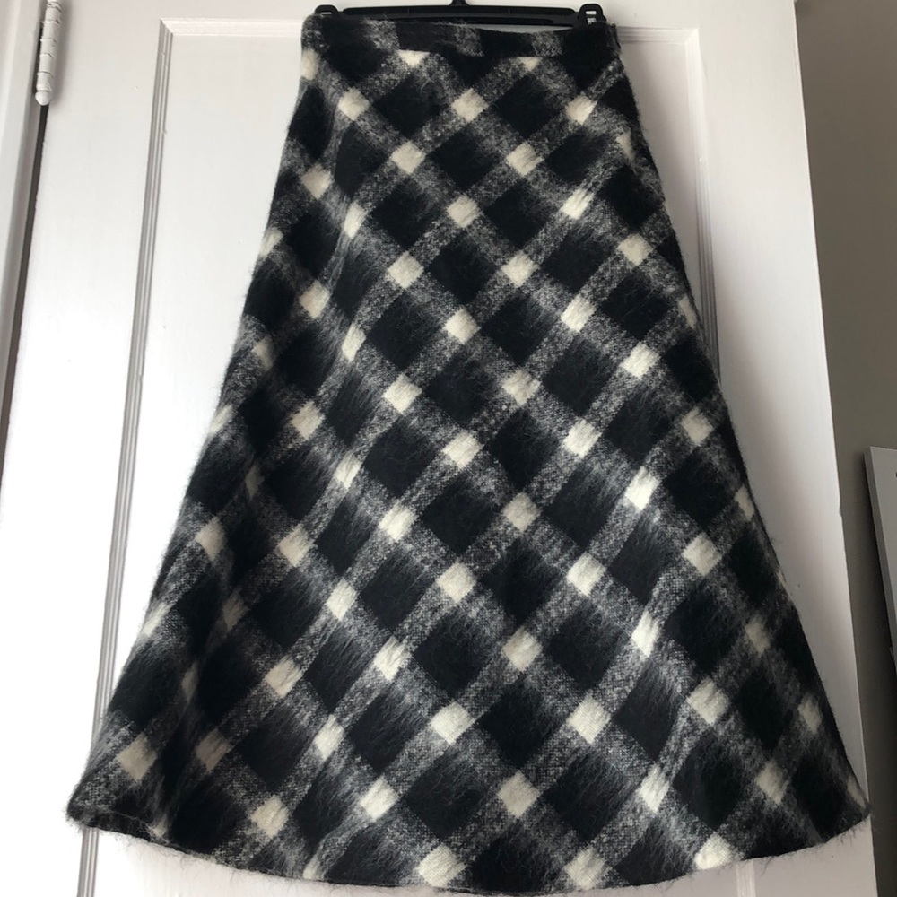 MICHAEL KORS RUNWAY Black & White  Skirt Size 2